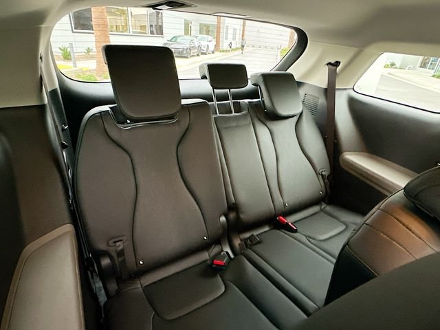 Certified Used 2026 Snow White Pearl Kia LXS image 27
