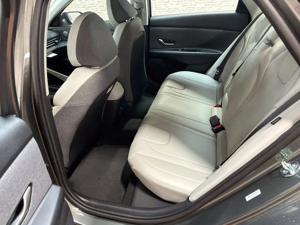 New 2026 Amazon Gray Hyundai SEL Sport Plus image 16