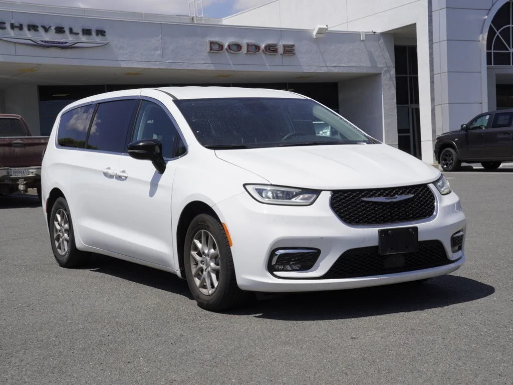 2024 Chrysler Pacifica