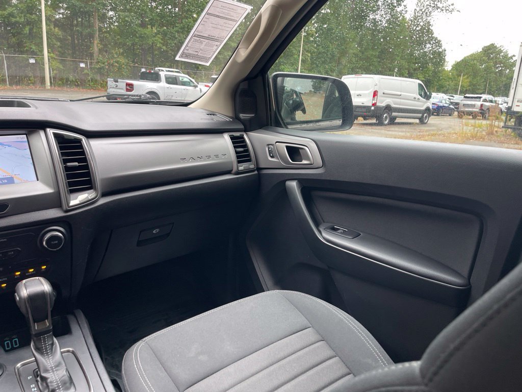 Used 2020 Black Ford XLT image 7
