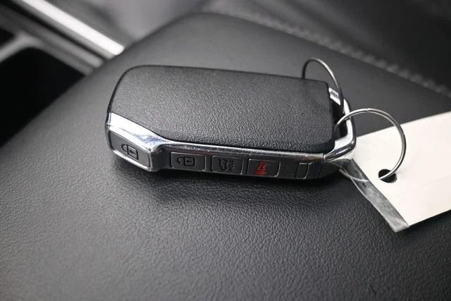 Used 2023 Passion Red Tintcoat Kia X-Line SX Prestige image 18
