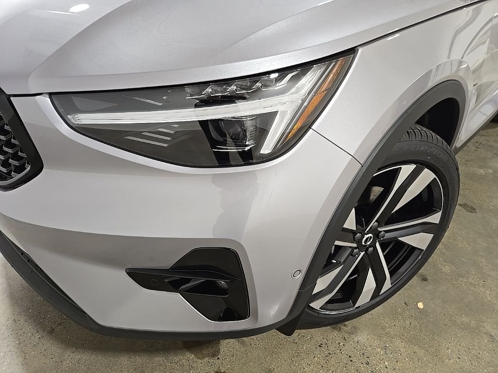 2026 Volvo XC40 Ultra - Photo 11