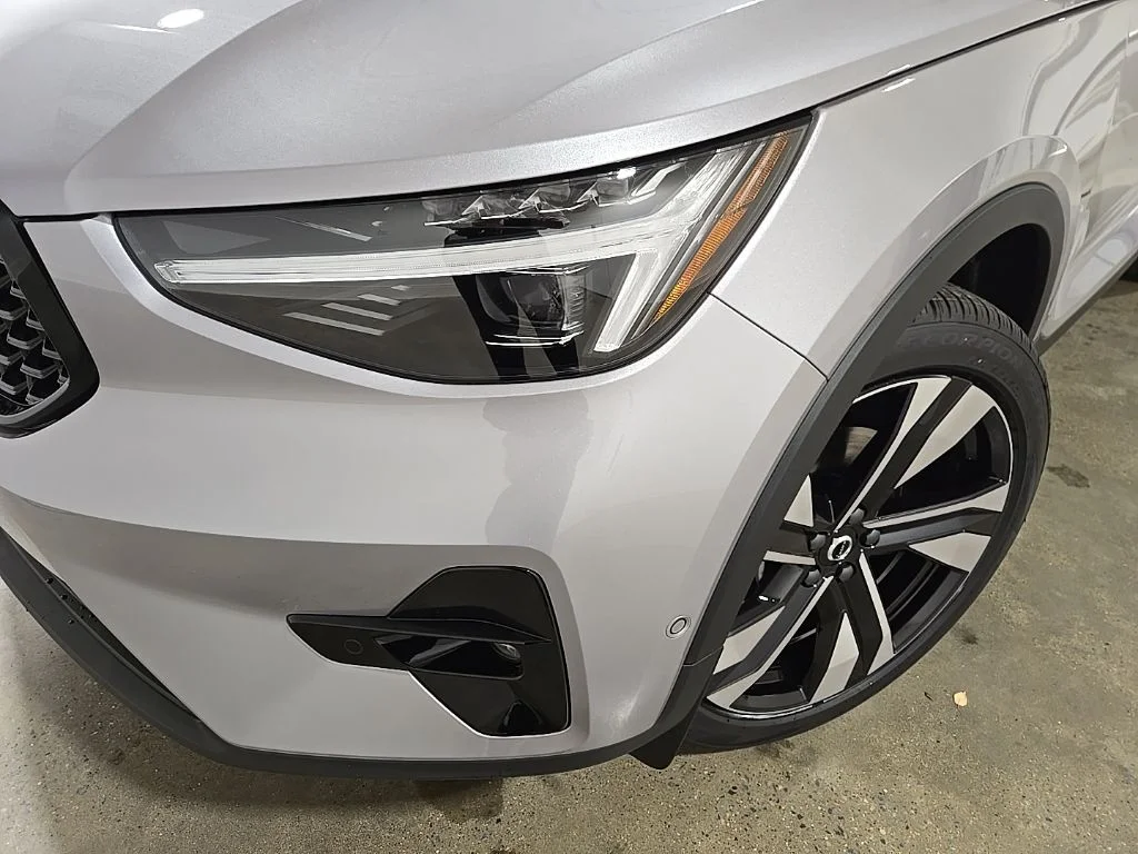 2026 Volvo XC40 Ultra - Photo 11