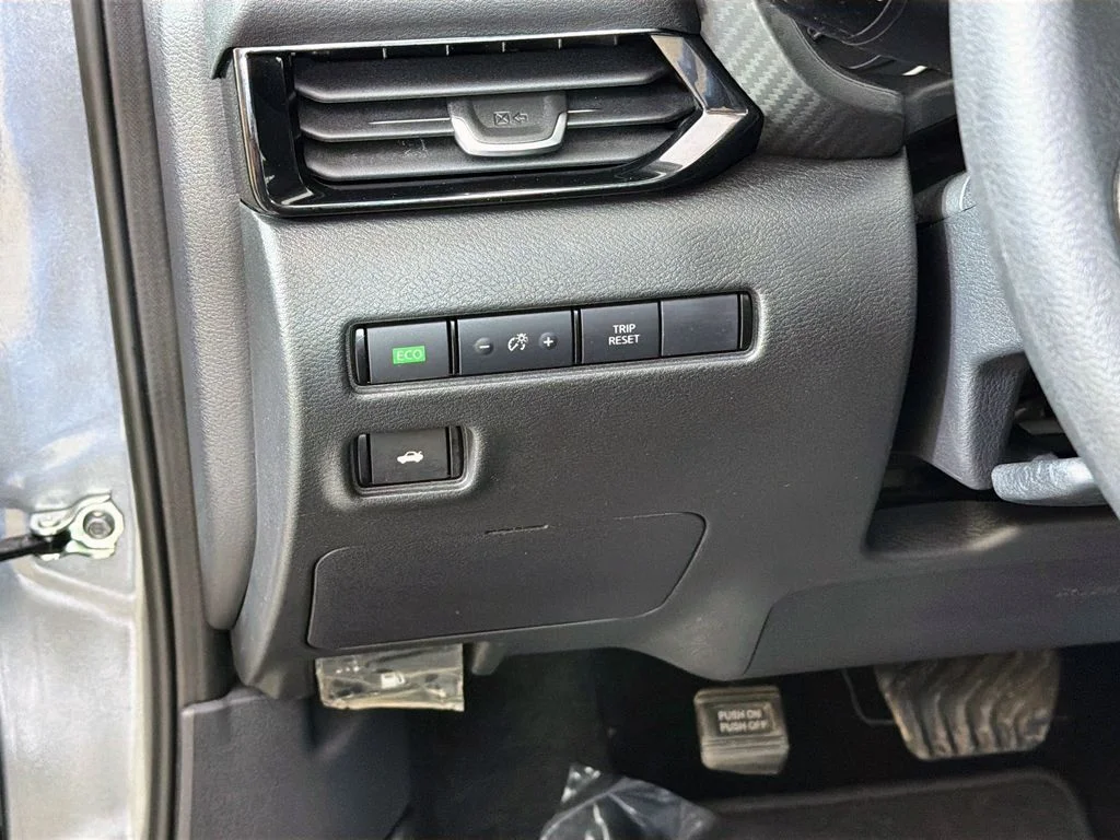 Used 2024 Gun Metallic Nissan SV image 26