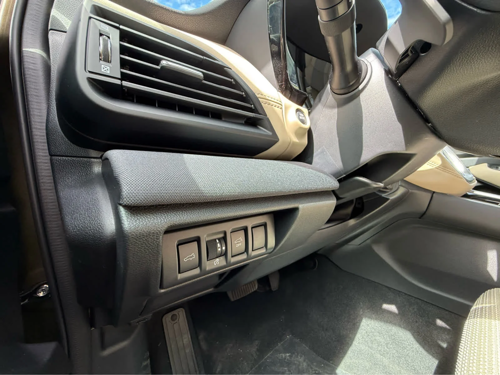 New 2025 GREEN Subaru Premium image 13