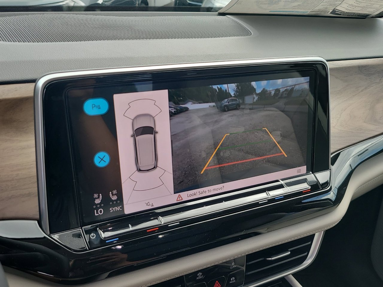 New 2026 Pure Gray Volkswagen SE w/Technology image 23