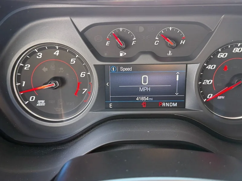 Used 2022 Shadow Gray Metallic Chevrolet LT1 image 9