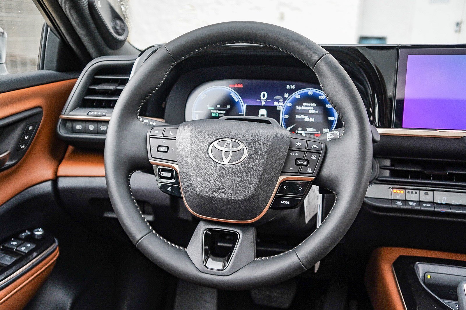 New 2026 Oxygen White Toyota Limited image 17