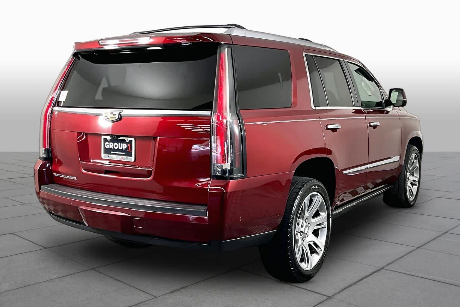 Used 2018 Red Passion Tintcoat Cadillac Premium Luxury image 12