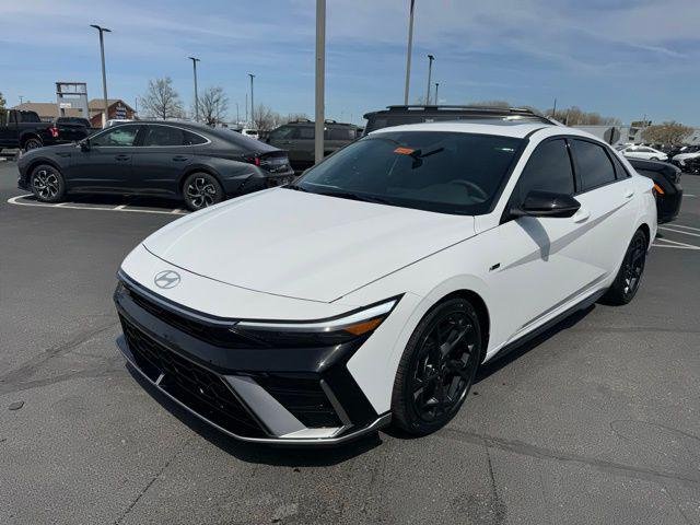 2025 Hyundai Elantra N Line - Photo 32