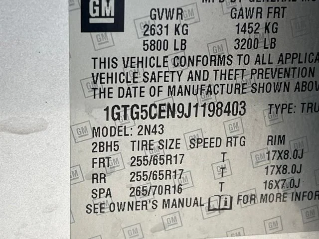 Used 2018 QUICKSILVER METALLIC GMC 2WD SLE image 14