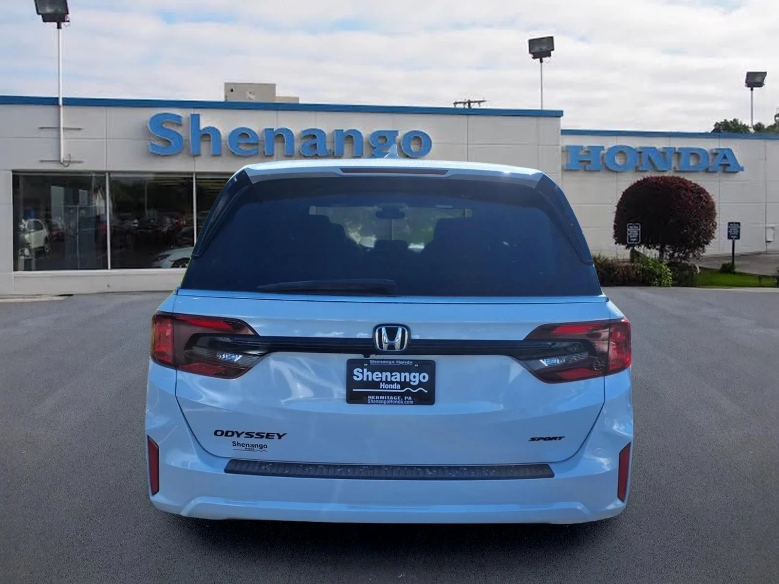 New 2026 Platinum White Pearl Honda Sport-L image 4