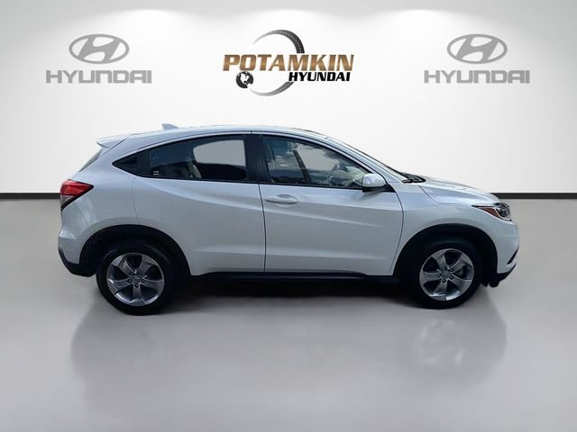 Used 2021  Honda LX image 4