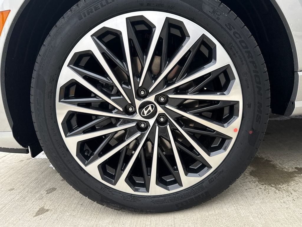 New 2026 Silver Hyundai Calligraphy AWD image 27