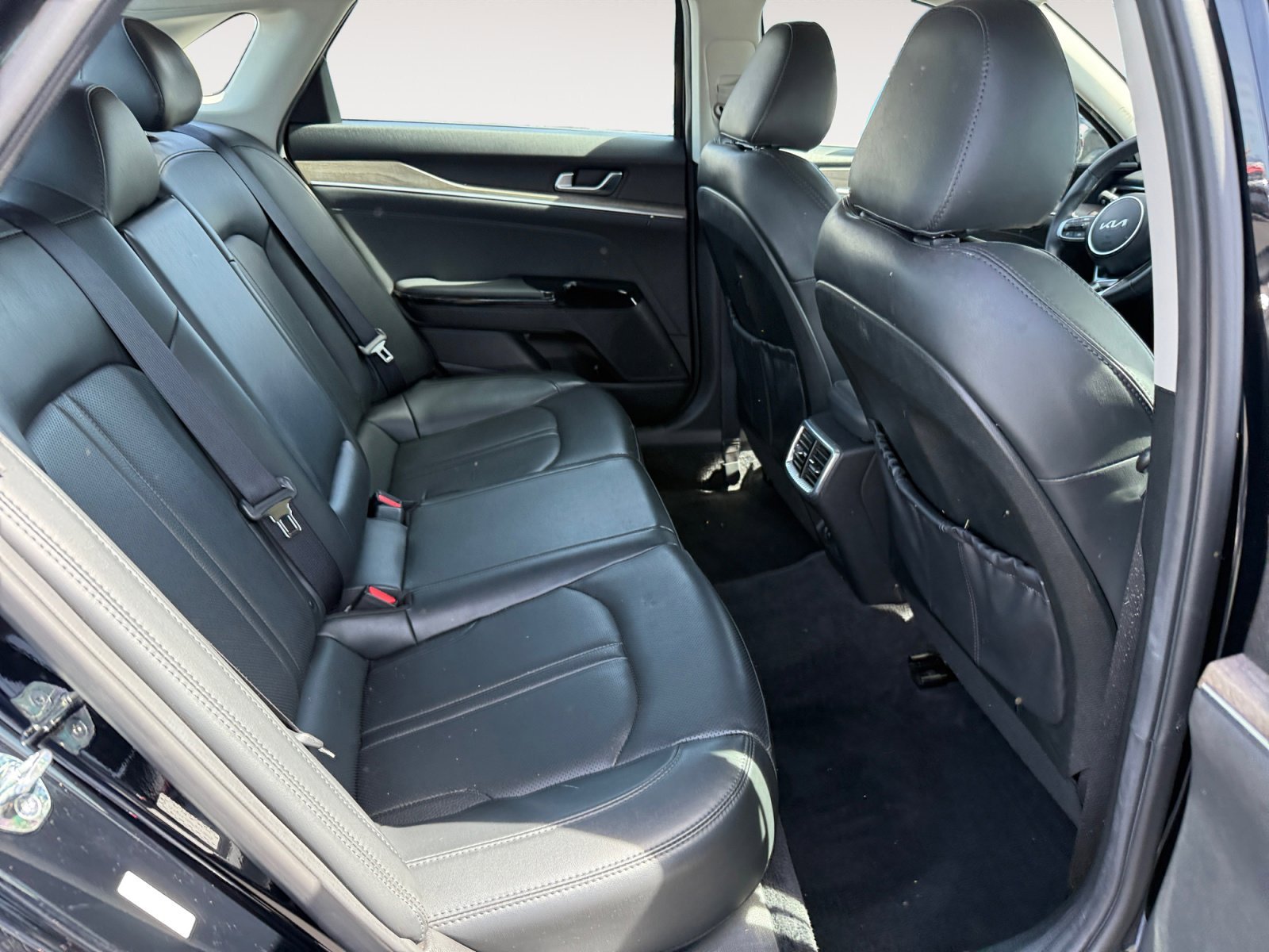 Used 2023 Ebony Black Kia EX image 18