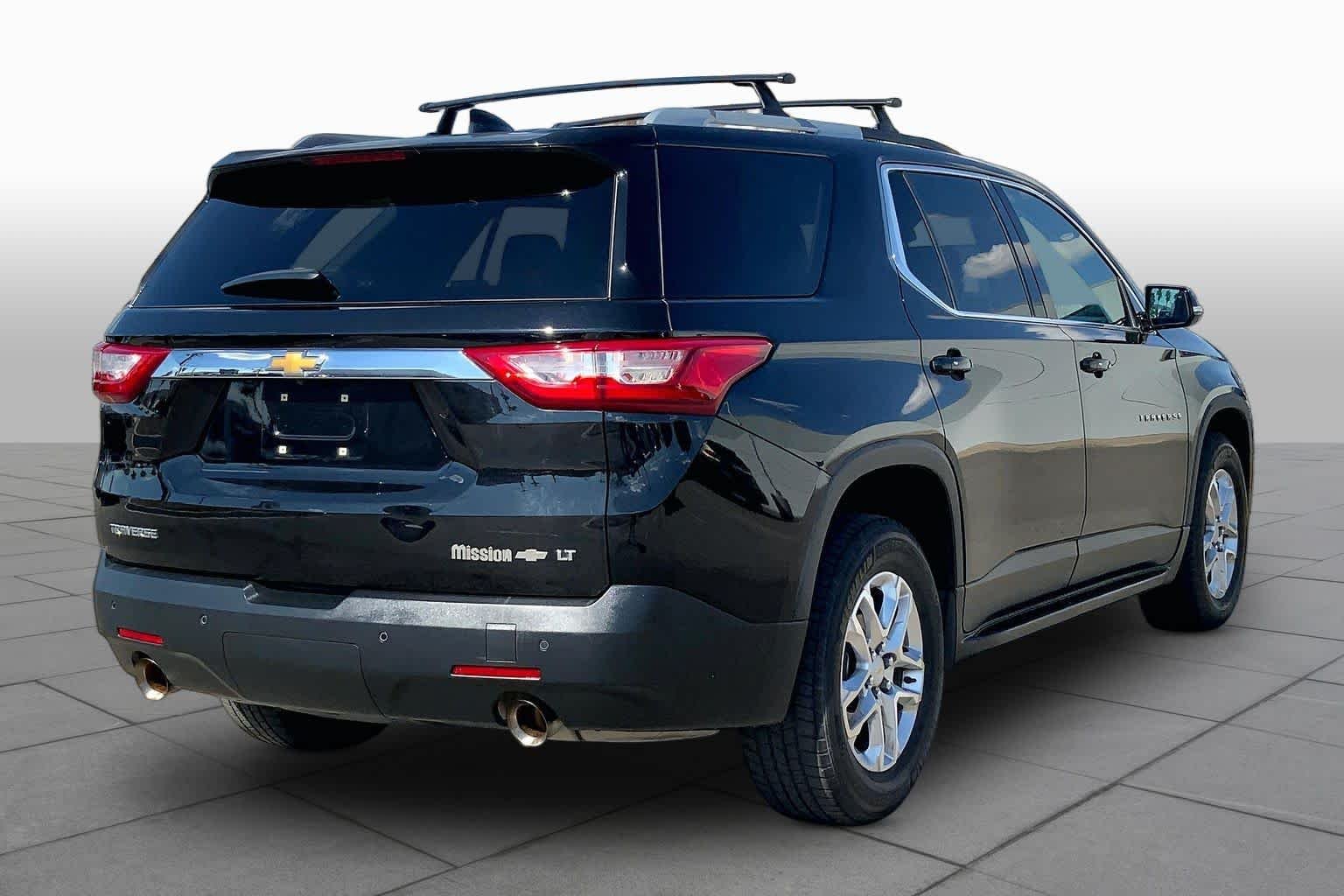 Used 2018 Mosaic Black Metallic Chevrolet LT Cloth image 13