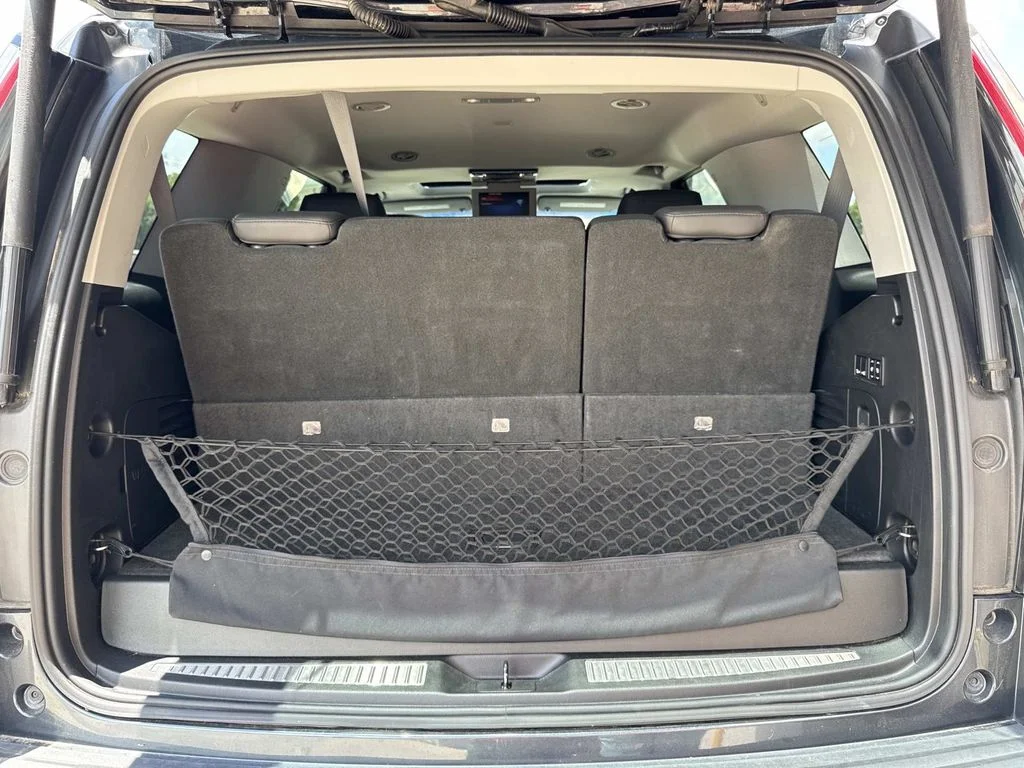 Used 2019 Gray Cadillac Luxury image 20