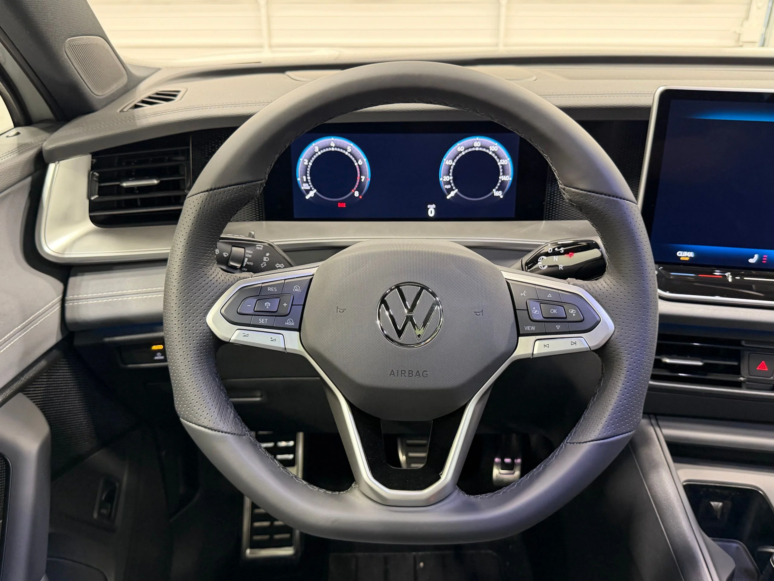 New 2026 White Volkswagen SE R-Line Black image 37