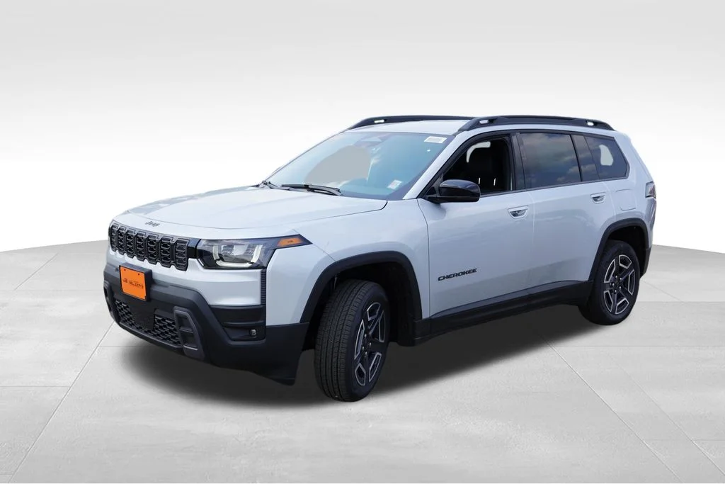 New 2026 Silver Zynith Clearcoat Jeep Limited image 7