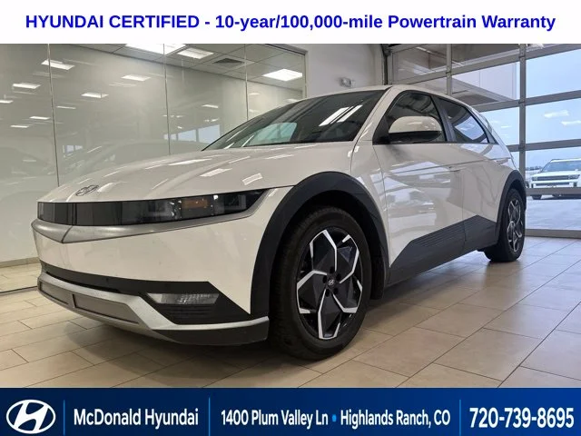 Used 2024 White Hyundai SEL image 1