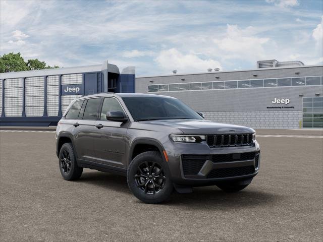 New 2026 Baltic Gray Metallic Clear-Coat Exterior Paint Jeep Laredo Altitude image 15