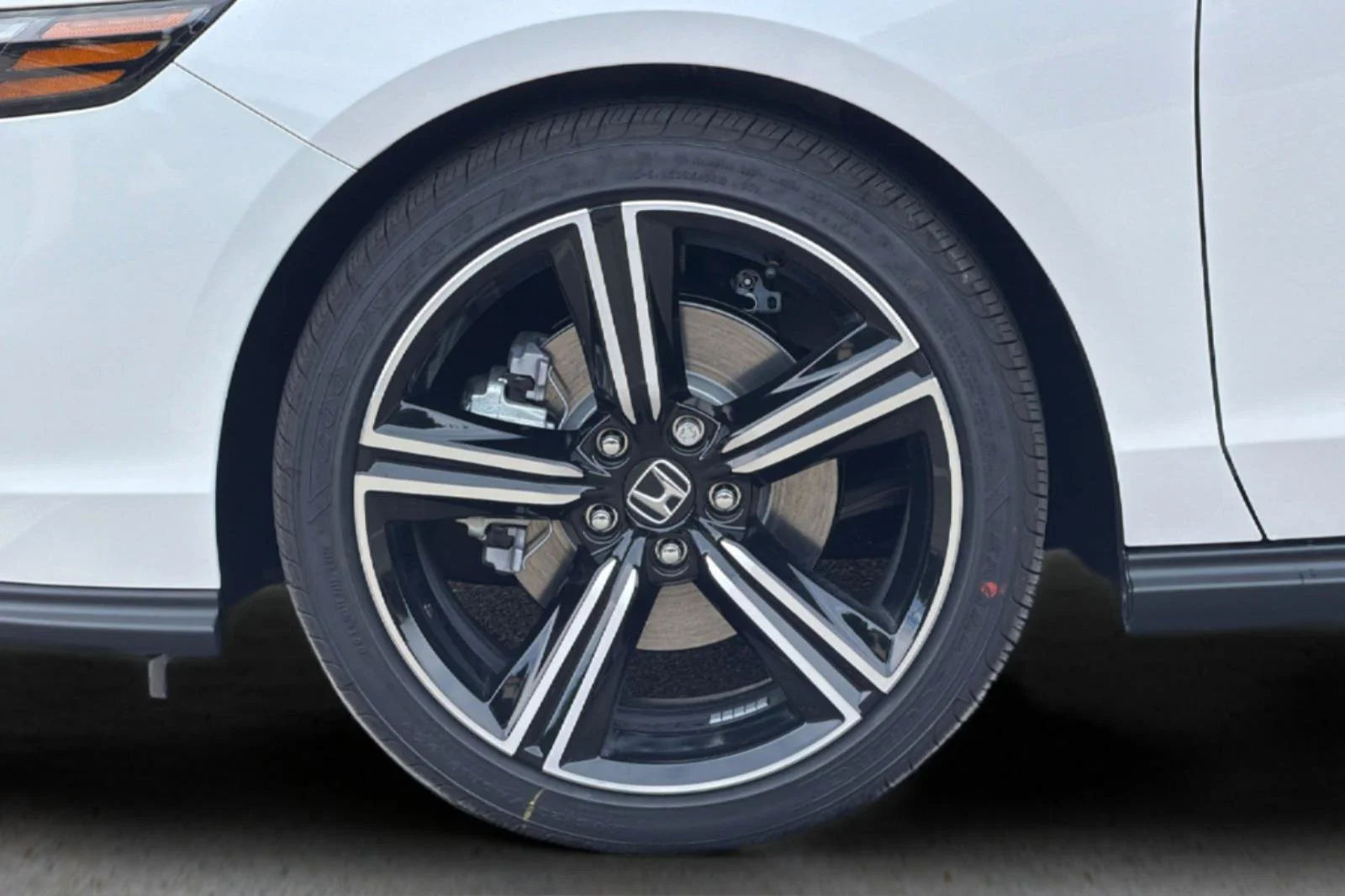 New 2026 Platinum White Pearl Honda Sport image 30