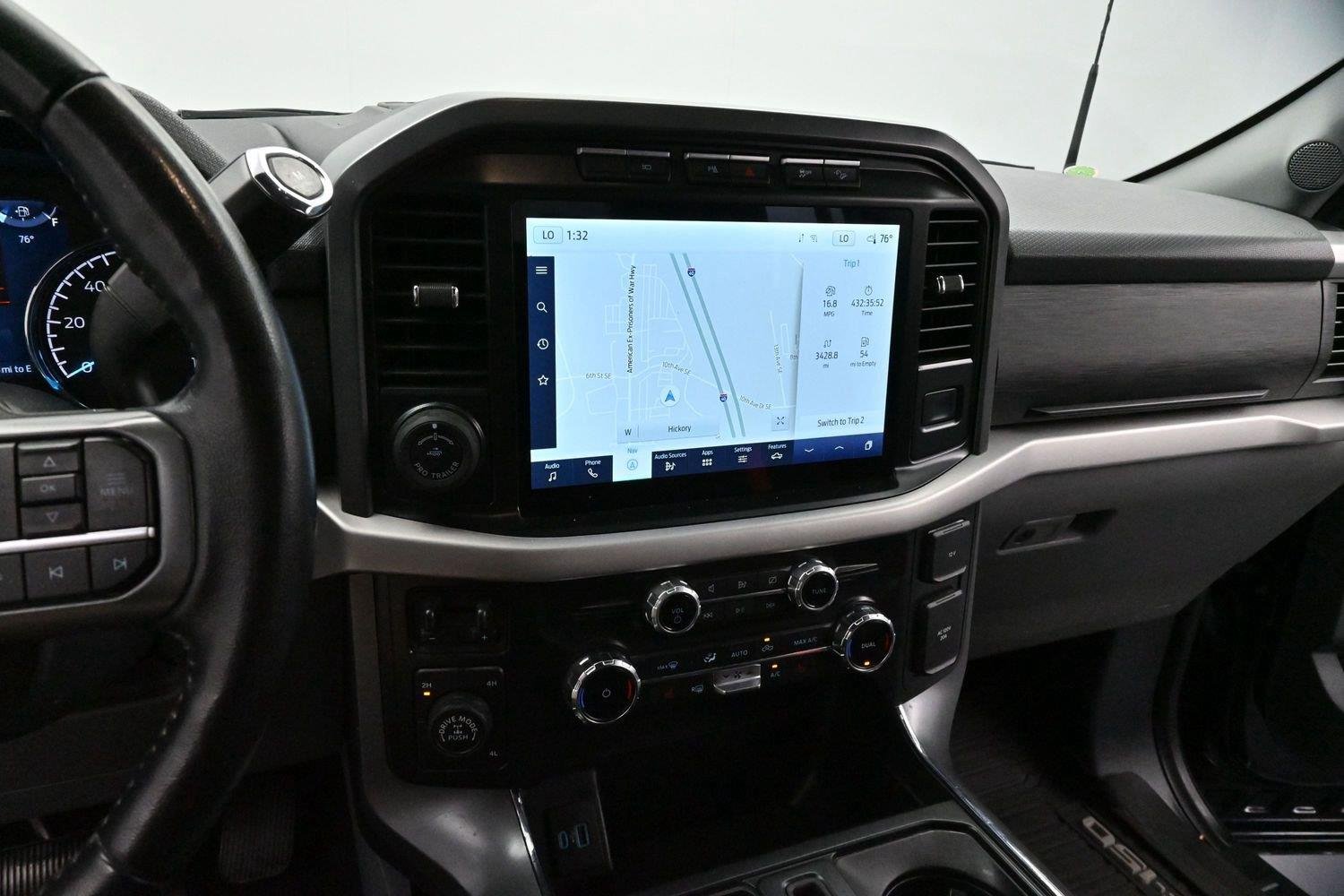 Used 2022 Antimatter Blue Ford XLT image 18