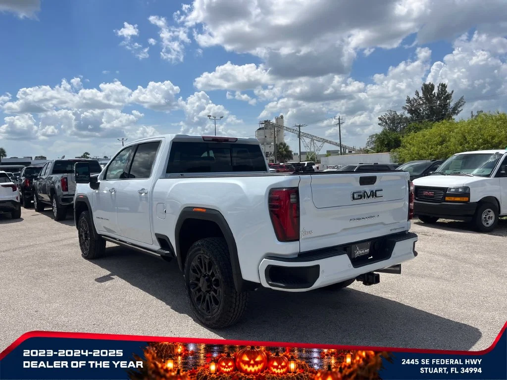 New 2026 Glacier White Tricoat GMC Denali Ultimate image 5
