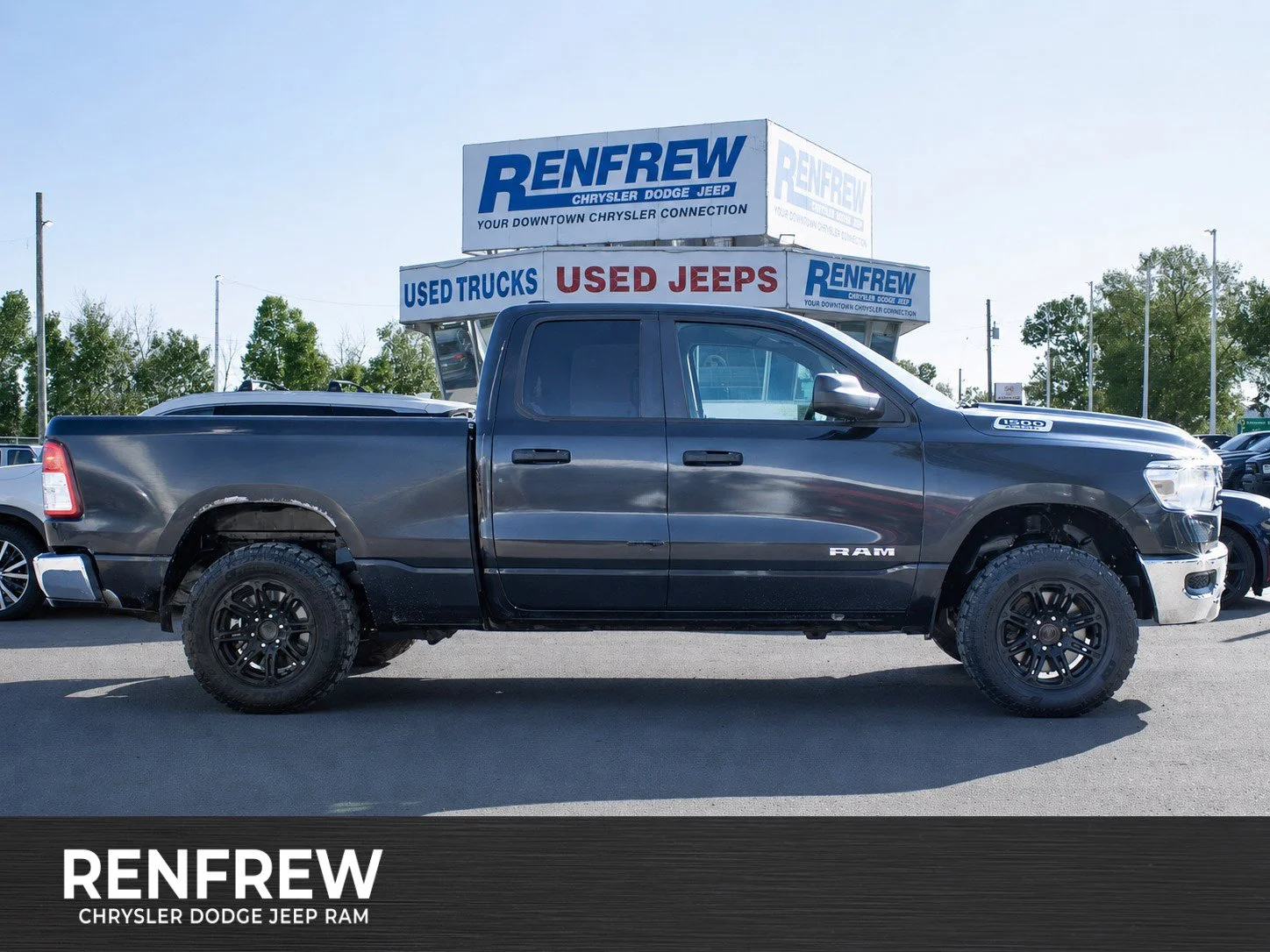 Used 2019 Black RAM Tradesman* 5.7L HEMI V8 | Class IV Hitch | Spray-In Bedliner | Bluetooth | Backup Camera | image 1