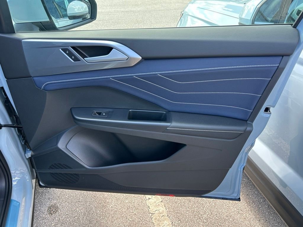 New 2026 Gray Volkswagen 1.5T SEL image 43