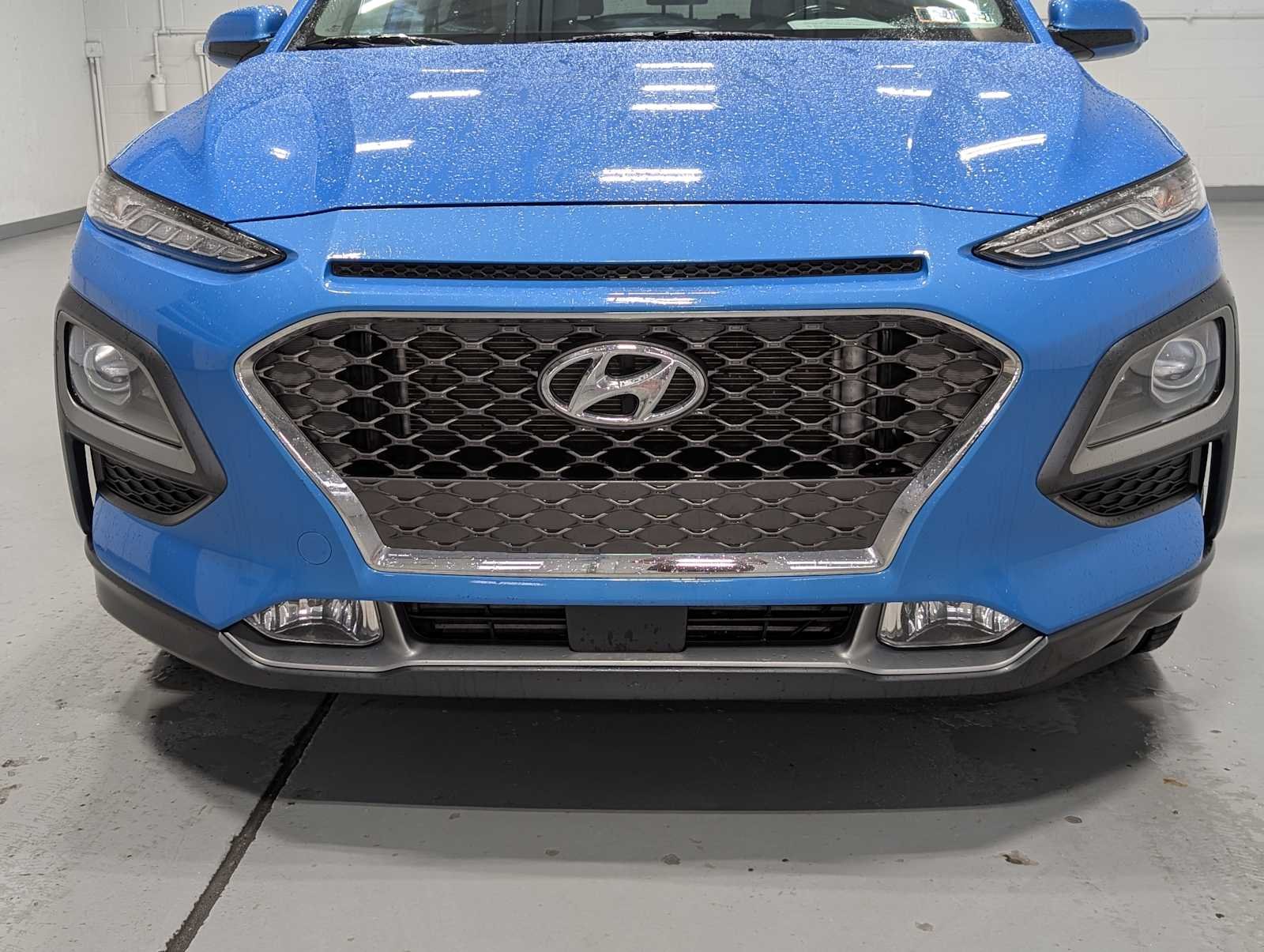 Used 2020 Surf Blue Hyundai Ultimate image 2