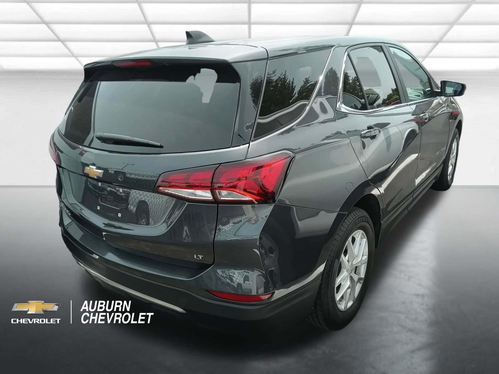 Used 2022 Iron Gray Metallic Chevrolet LT image 2