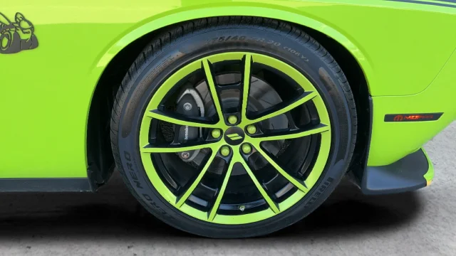 Used 2019 Green Dodge R/T Scat Pack image 27