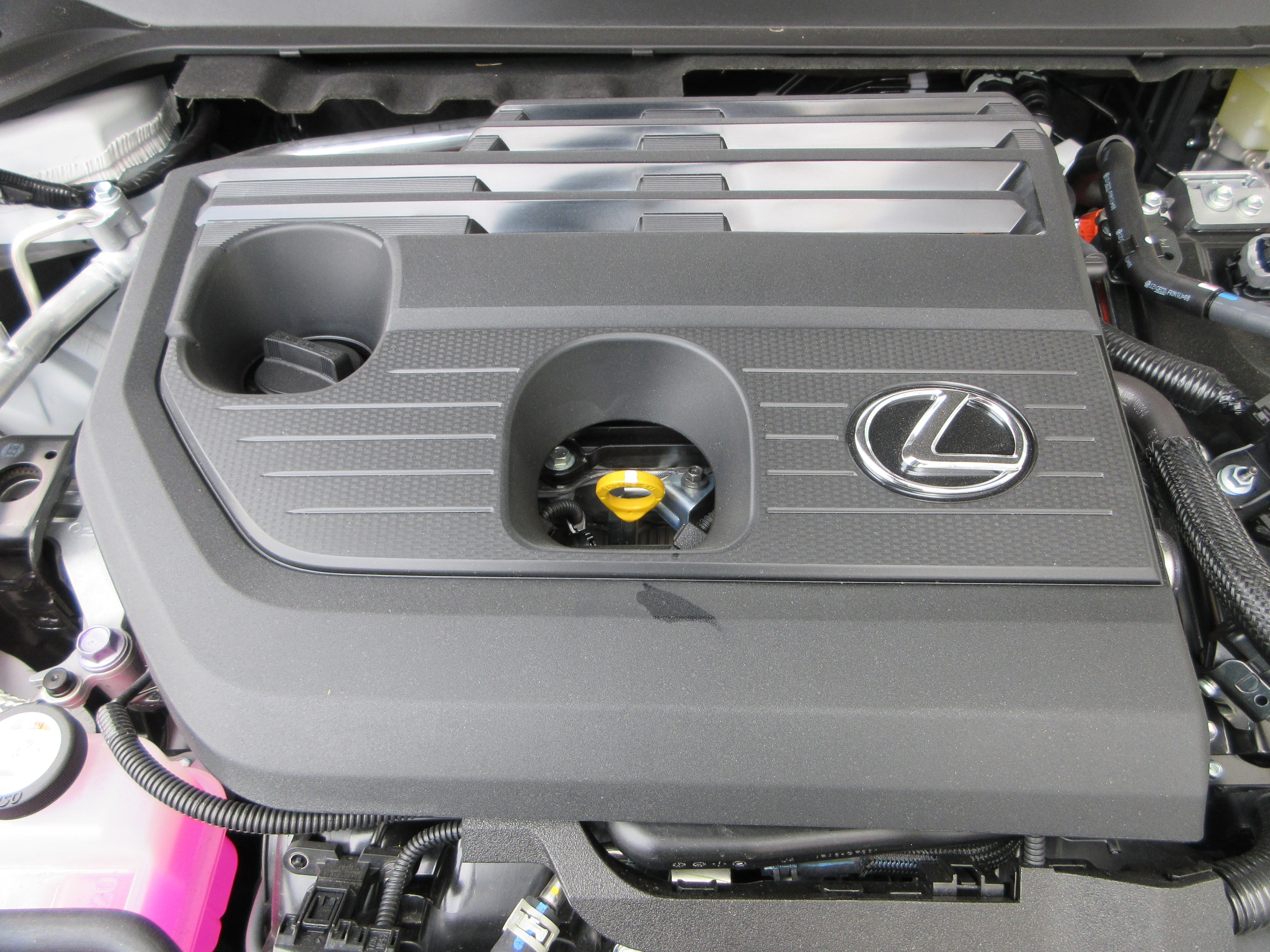 2025 Lexus UX 300h Premium - Photo 44
