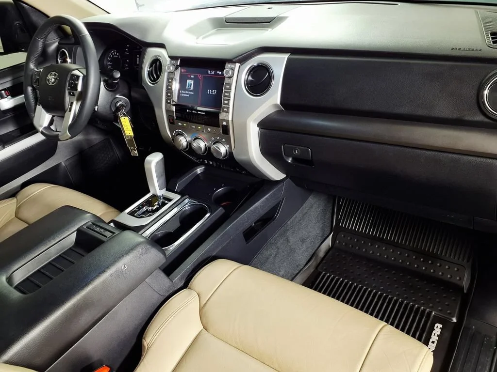 Used 2021 Midnight Black Toyota SR5 image 14