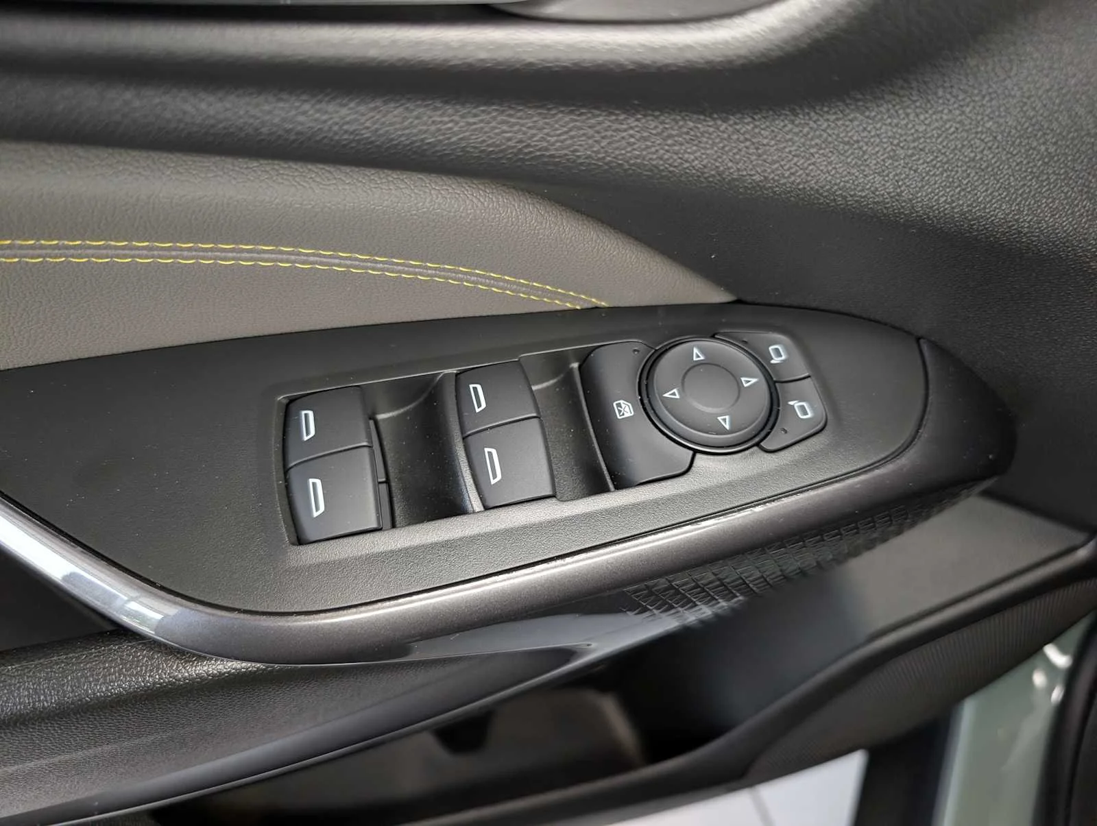 2026 Chevrolet Trax Activ - Photo 26