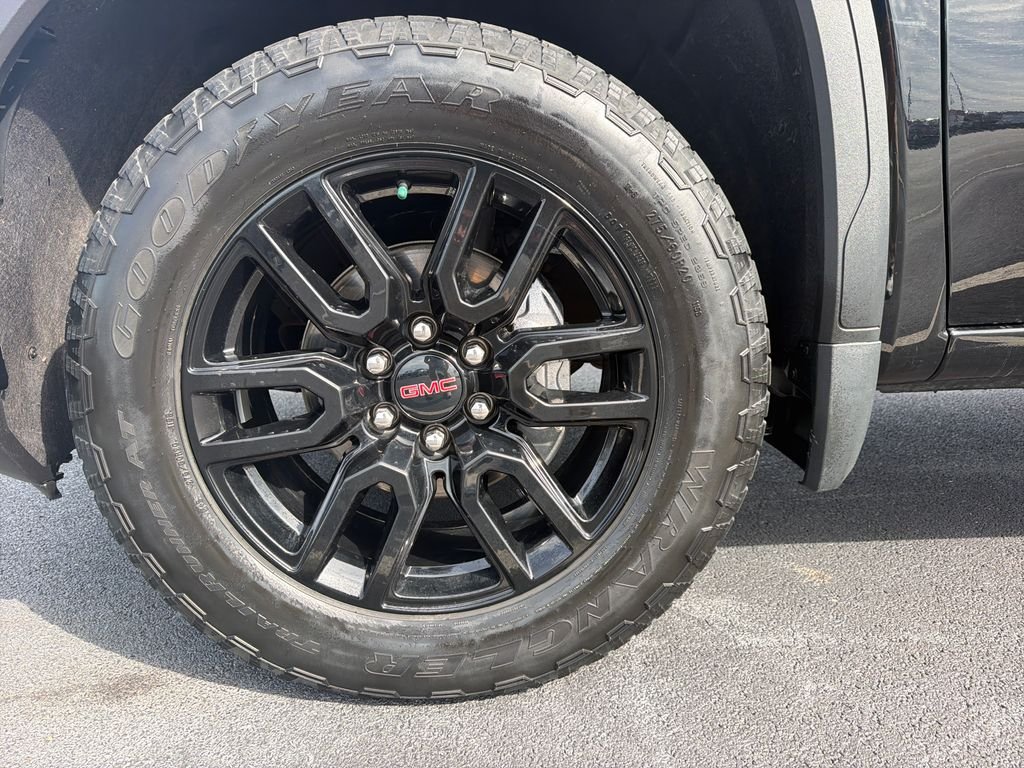 Used 2023 Black GMC Elevation image 10