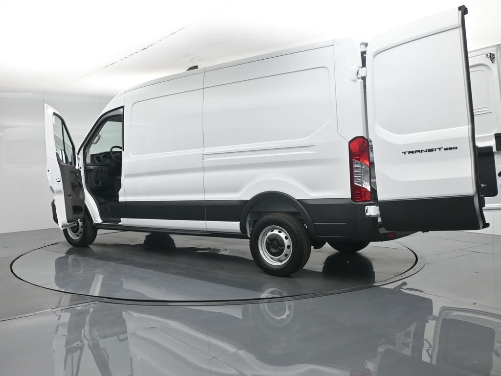 New 2026 Oxford White Ford Base image 31