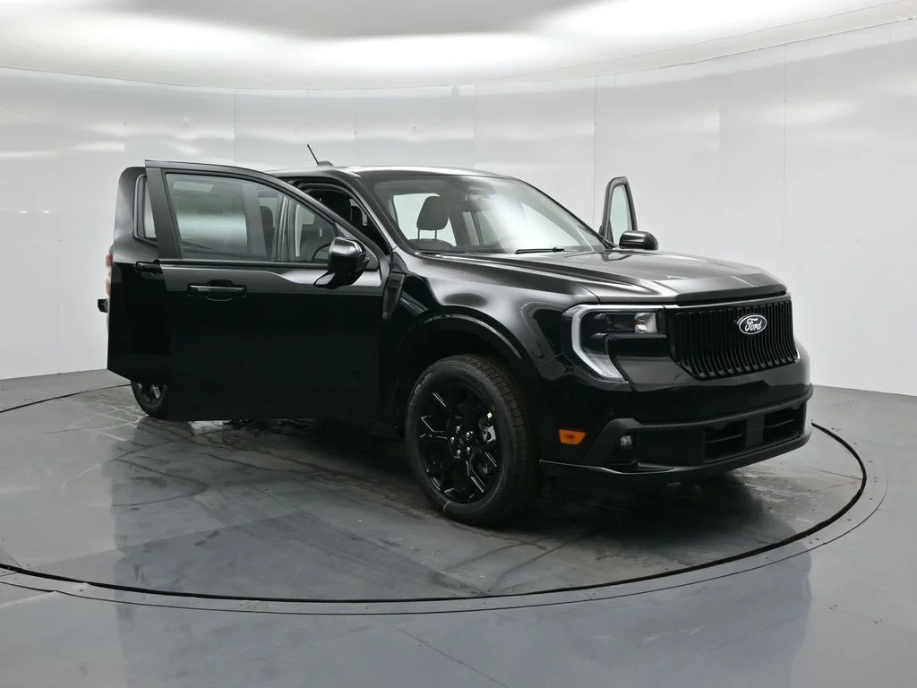 New 2026 Shadow Black Ford Lobo High image 31