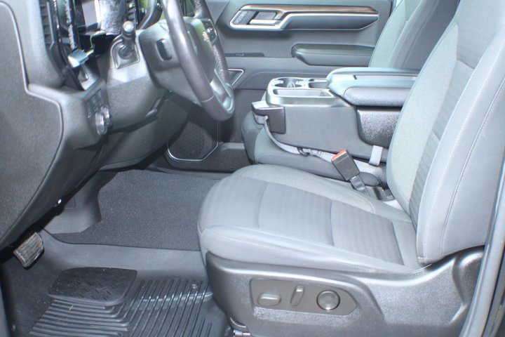 Used 2022 Black Chevrolet LT image 14