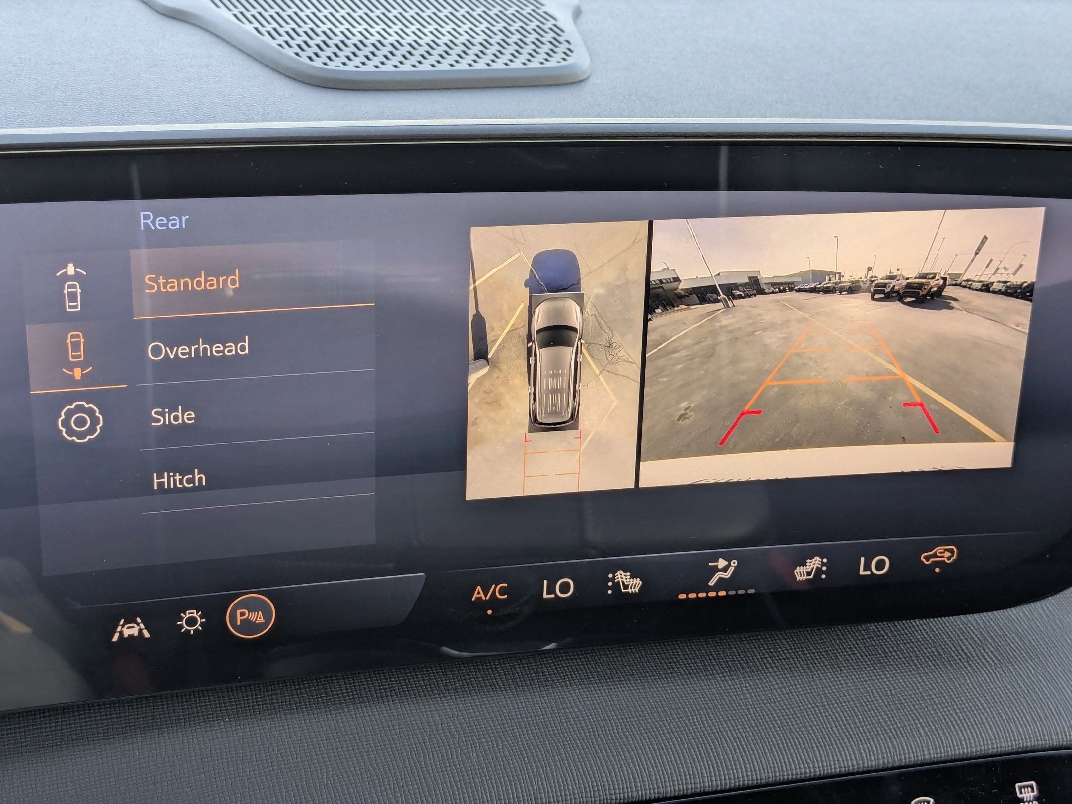 2026 Buick Enclave Preferred - Photo 17