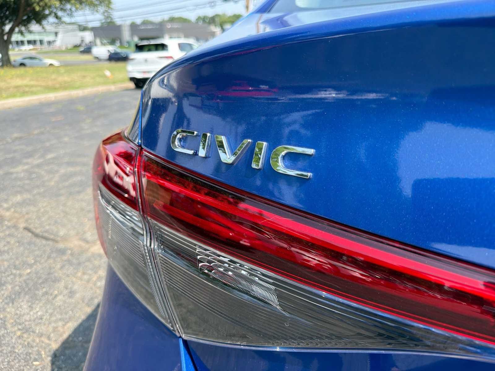 Used 2024 Aegean Blue Metallic Honda EX image 18