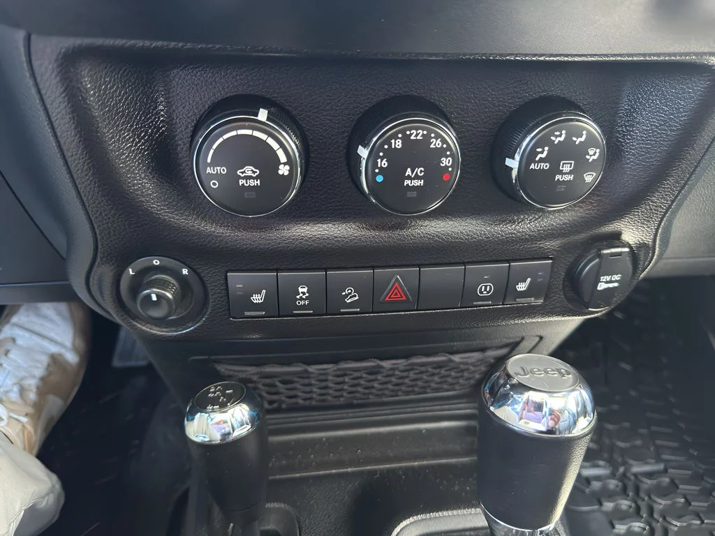 Used 2017 Chief Jeep Chief image 12