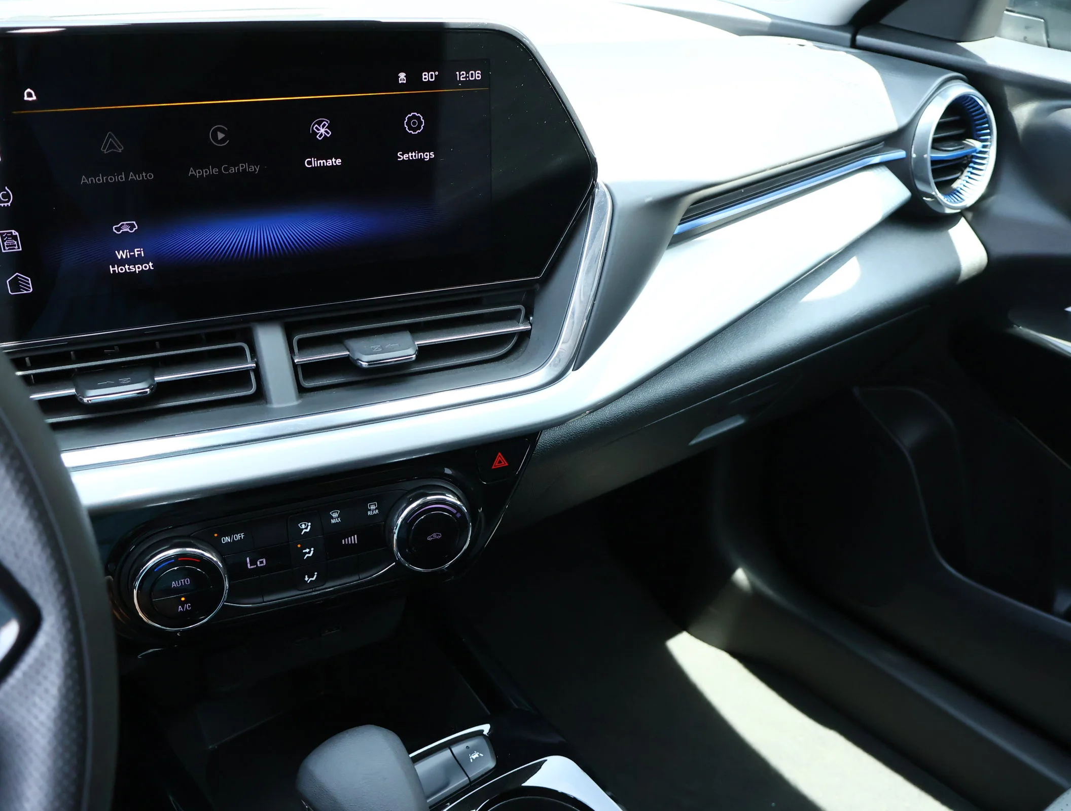 Used 2025 Sterling Gray Metallic Chevrolet LT image 15