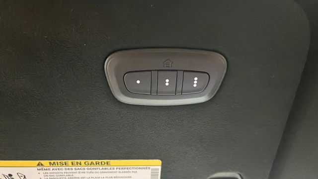 Used 2022 Bright White Clearcoat Jeep Series III image 40