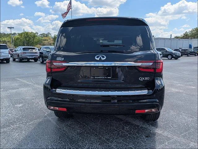 Used 2023 Mineral Black INFINITI LUXE image 6