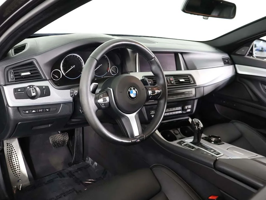 Used 2015 Carbon Black Metallic BMW 550i image 28