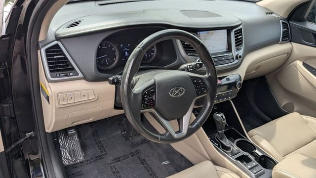 Used 2018 Black Hyundai SEL Plus image 10