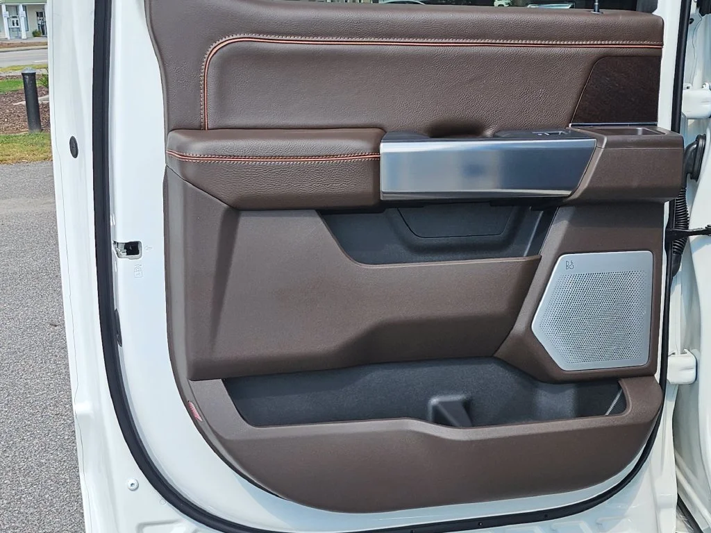 New 2026 Star White Metallic Tri-Coat Ford F-250® King Ranch® image 38