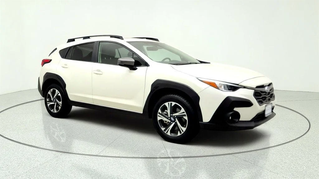 Used 2025 Crystal White Pearl Subaru Premium AWD w/ Power Moonroof & Power Driver Seat image 3
